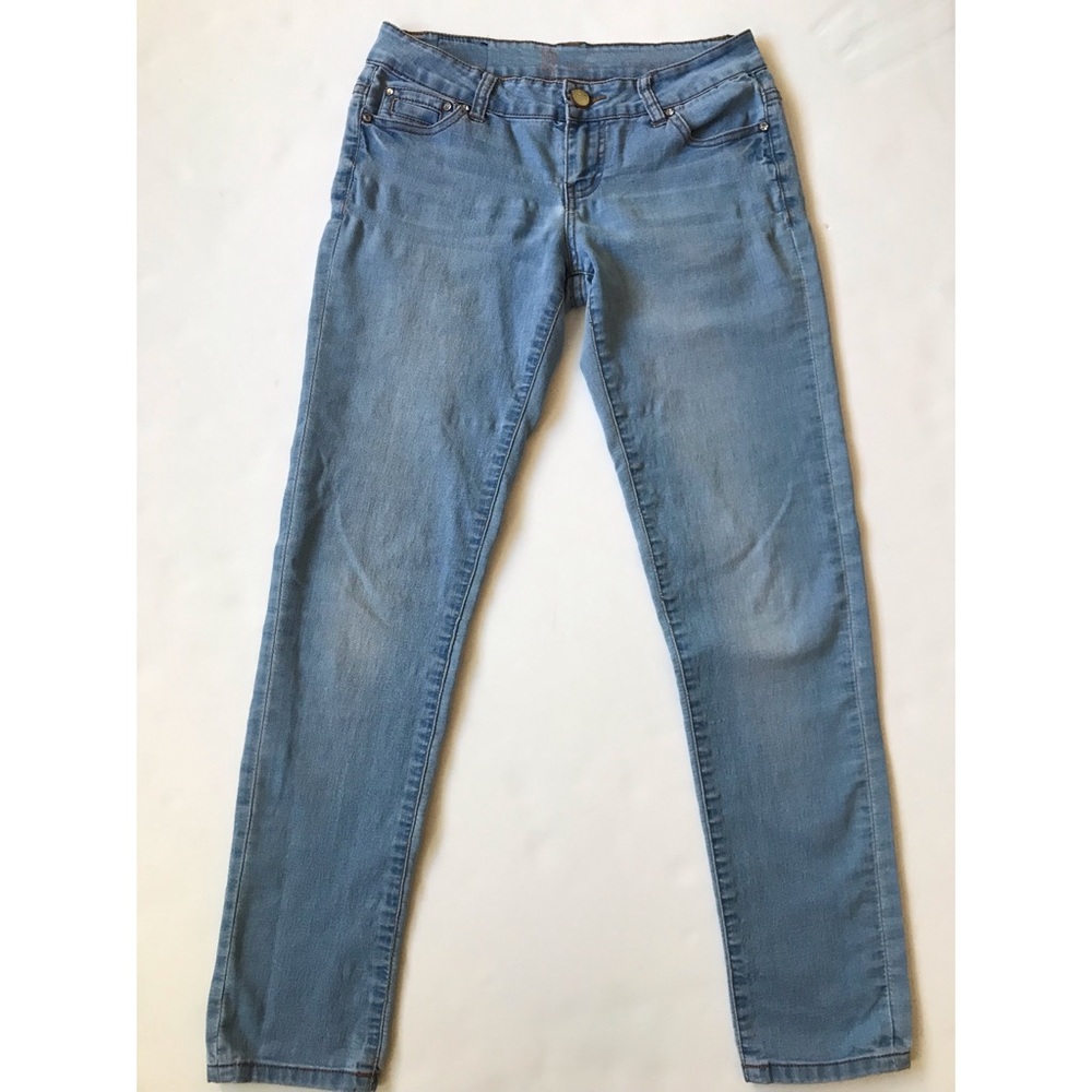 Light Washed Skinny Jeans Size 3 (Juniors)